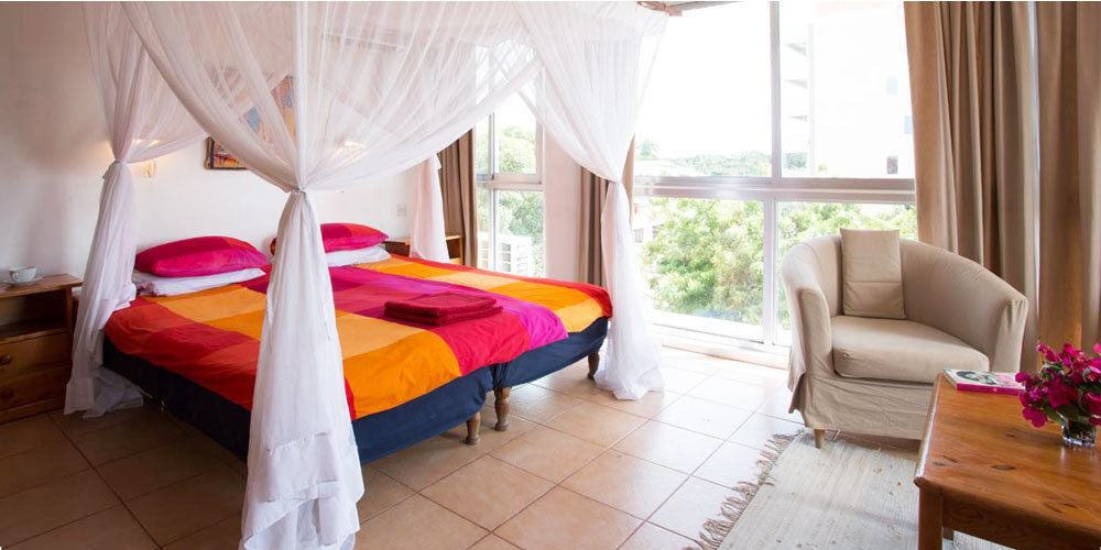 Q-Bar & Guesthouse ดาร์เอสซาลาม ภายนอก รูปภาพ